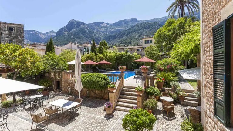 Hoteles históricos en soller en mallorca, vive la historia de soller